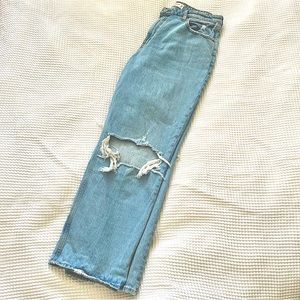 NWOT Abercrombie & Fitch The 90s Relaxed Jean High Rise size 16R